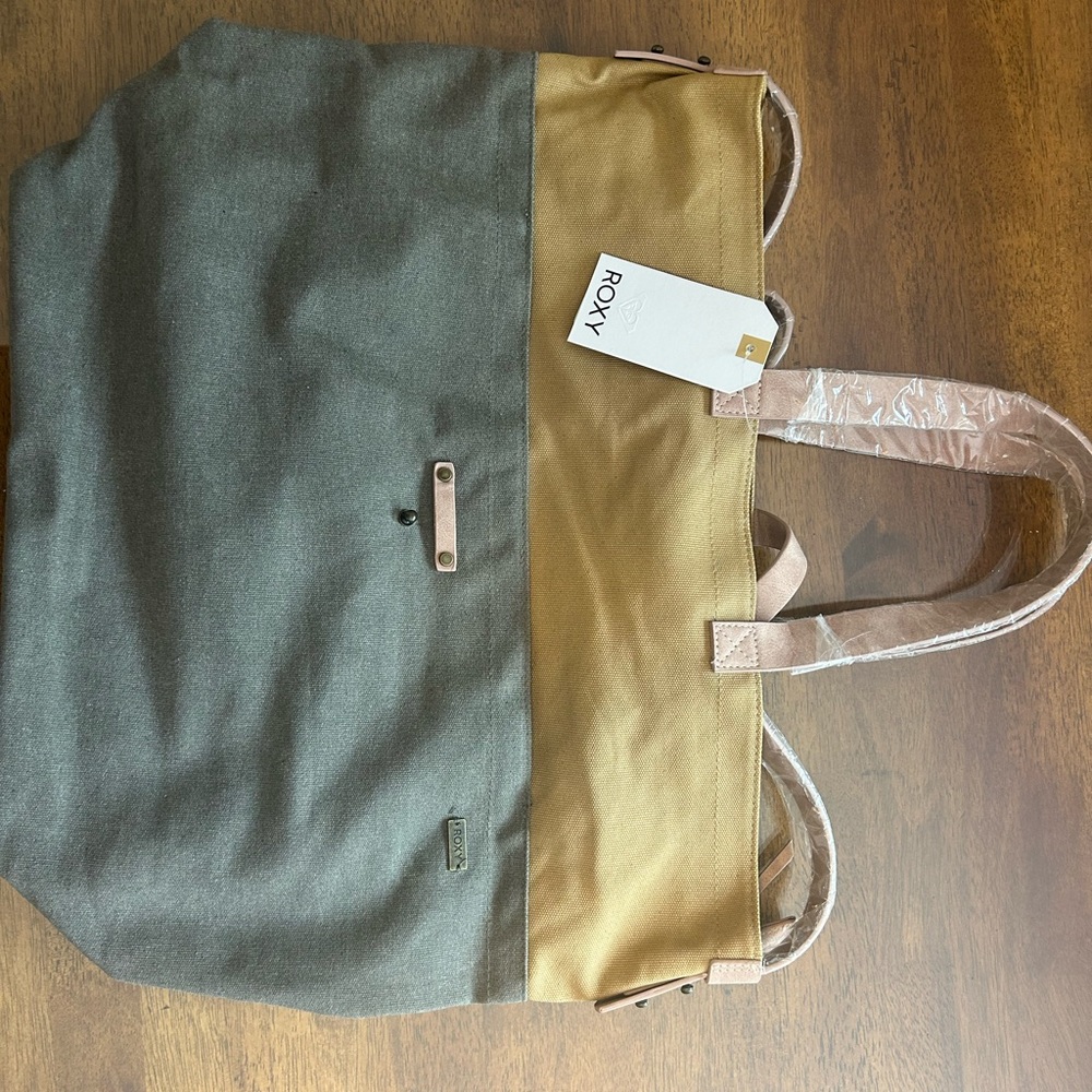 NWT - Roxy Bag - Picture 5 of 11